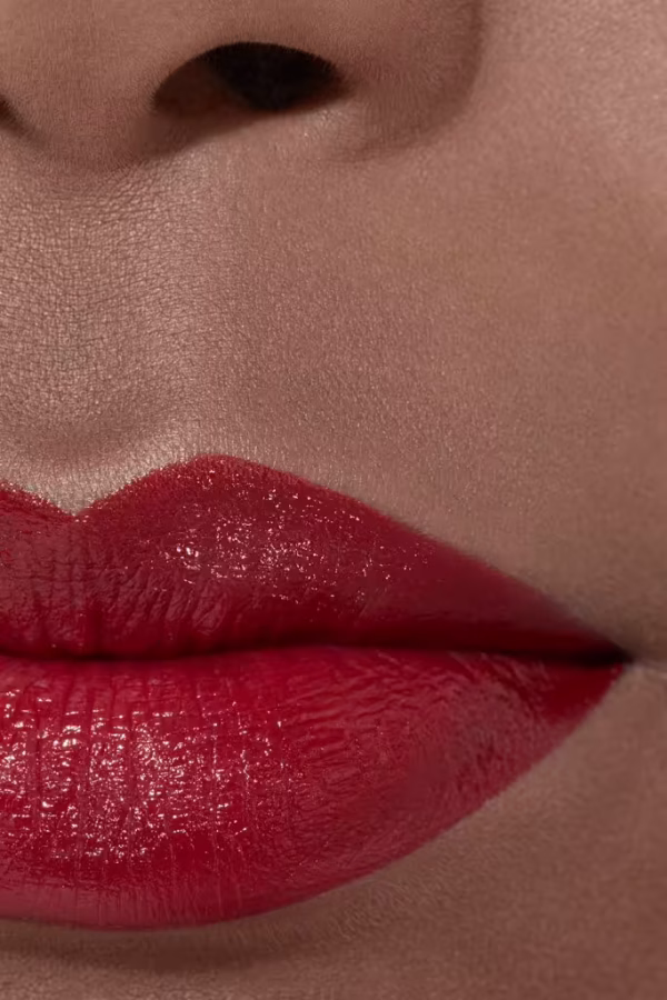 Chanel Rouge Allure Velvet Luminous Intense Lip Colour 176 Independate